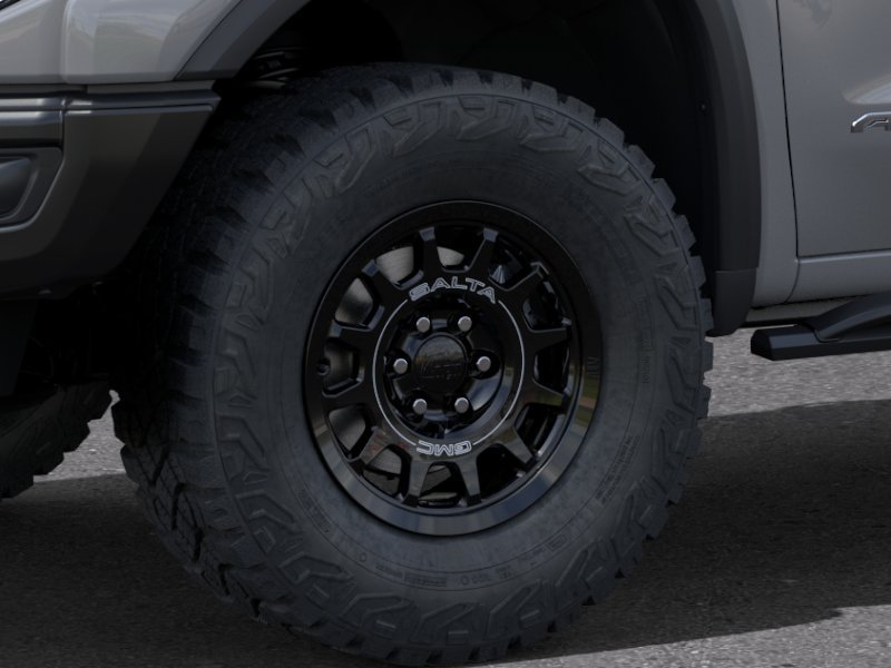 New 2024 GMC Sierra 1500 AT4X Crew Cab in Elizabethtown TB2690 Herb