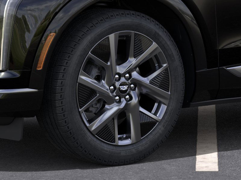 2026 Cadillac Optiq Luxury photo 4