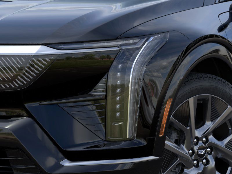 2025 Cadillac Optiq Luxury photo 9