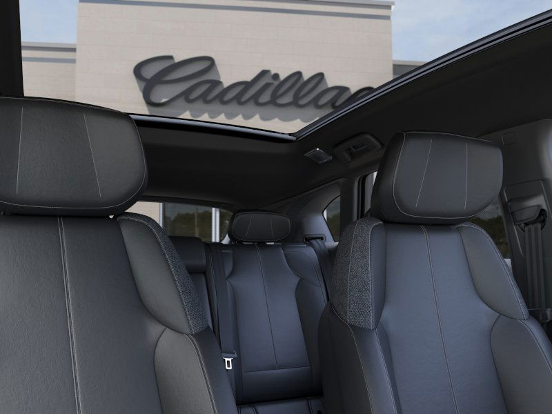 2025 Cadillac Optiq Luxury photo 24
