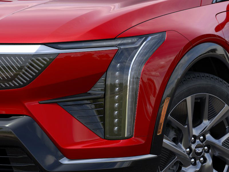 2025 Cadillac Optiq Luxury photo 8