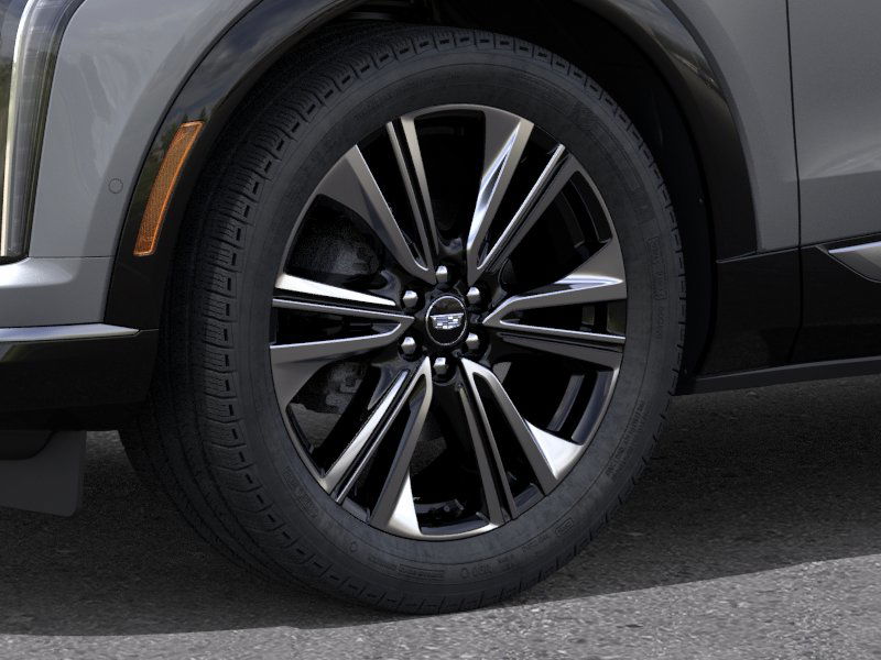 2025 Cadillac Optiq Luxury photo 9