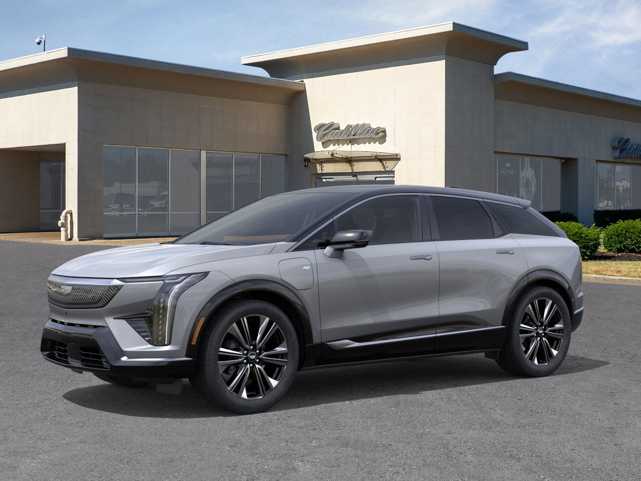 2025 Cadillac Optiq Luxury photo 2