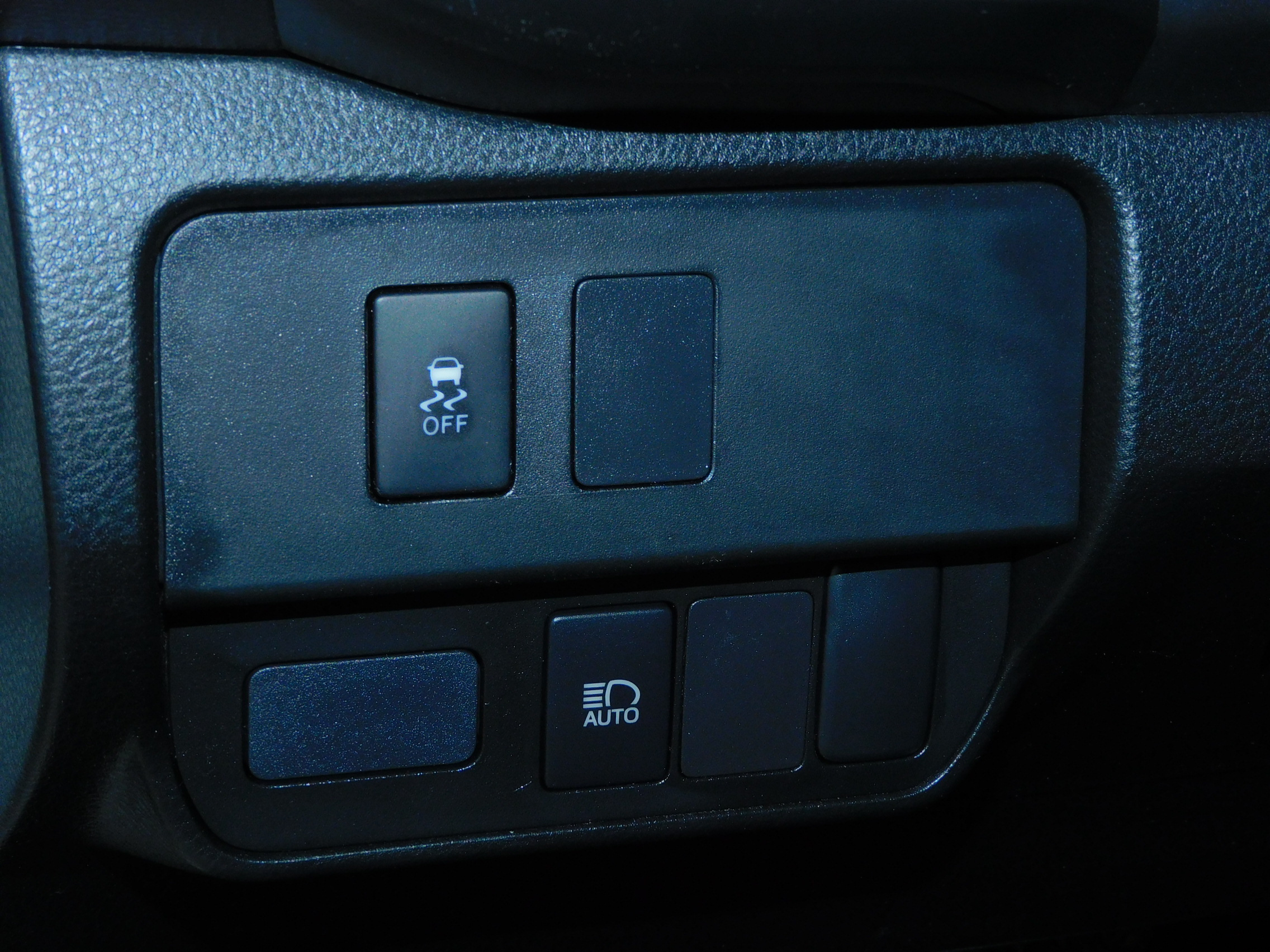 2023 Toyota Tacoma SR photo 12