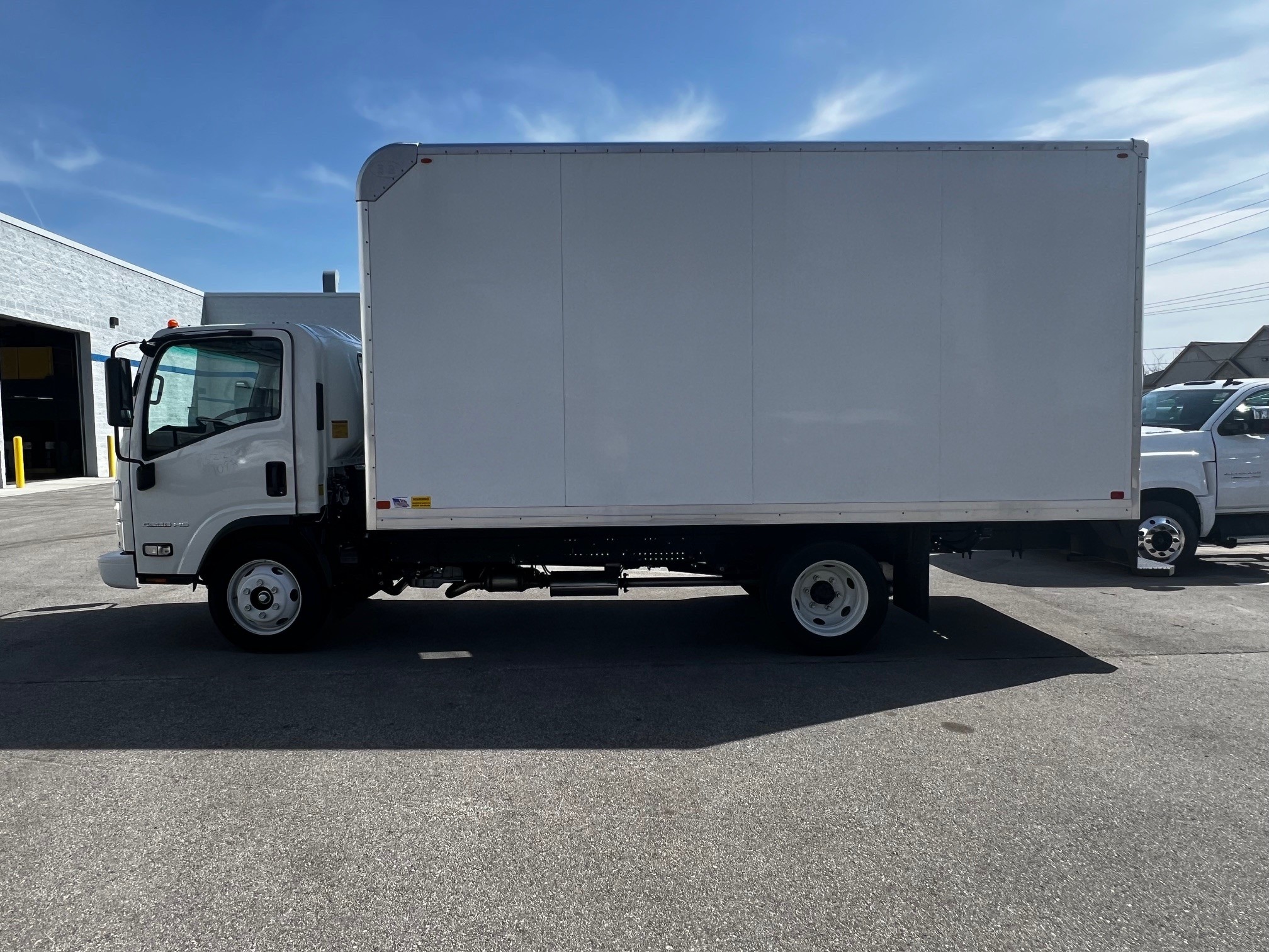 2024 Chevrolet Low Cab Forward Base's photo