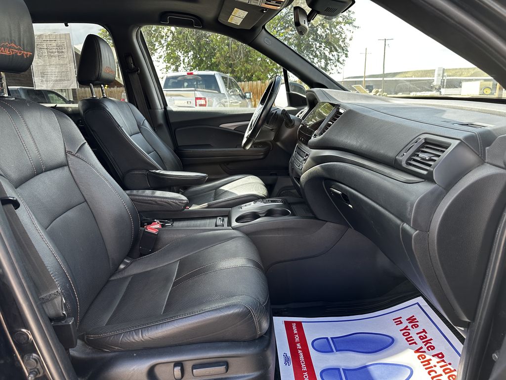 2022 Honda Pilot TrailSport photo 22