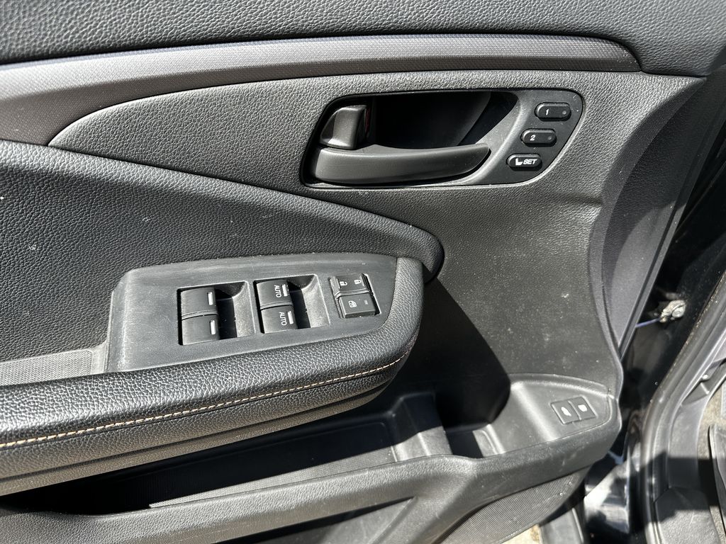 2022 Honda Pilot TrailSport photo 7