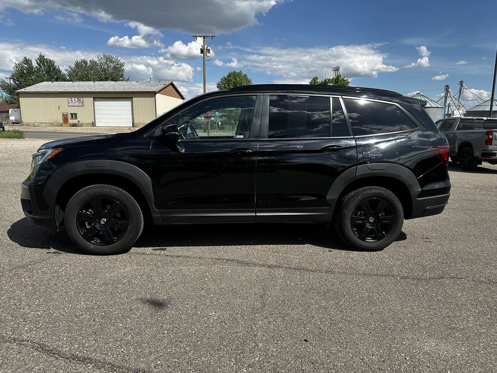 2022 Honda Pilot TrailSport photo 4
