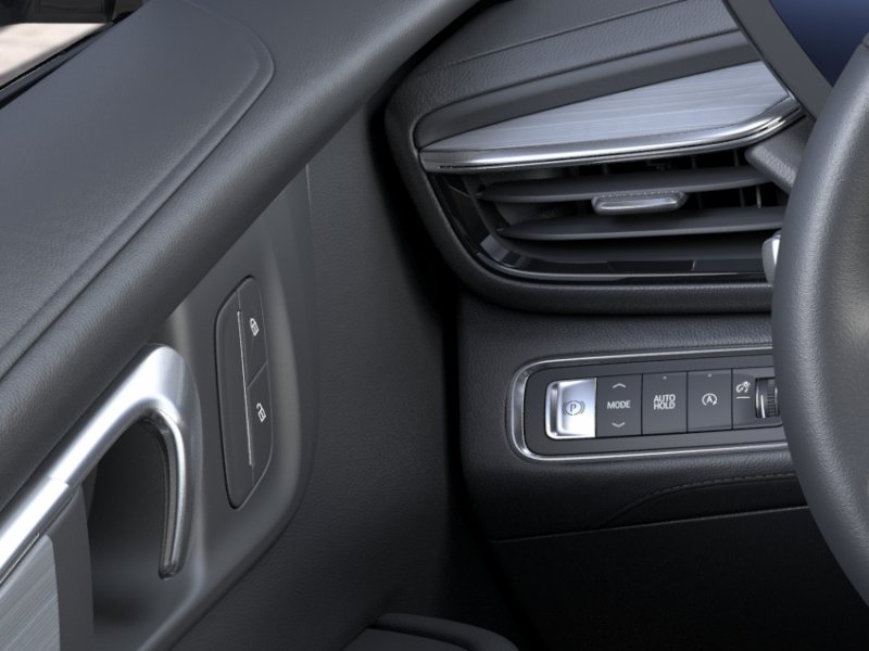 New 2025 White Frost Tricoat Buick Preferred image 22
