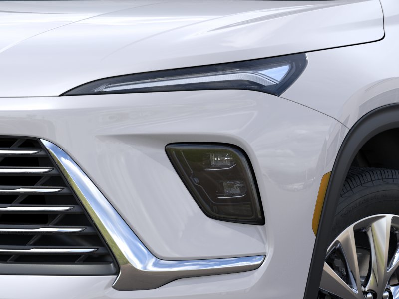 New 2025 White Frost Tricoat Buick Preferred image 10