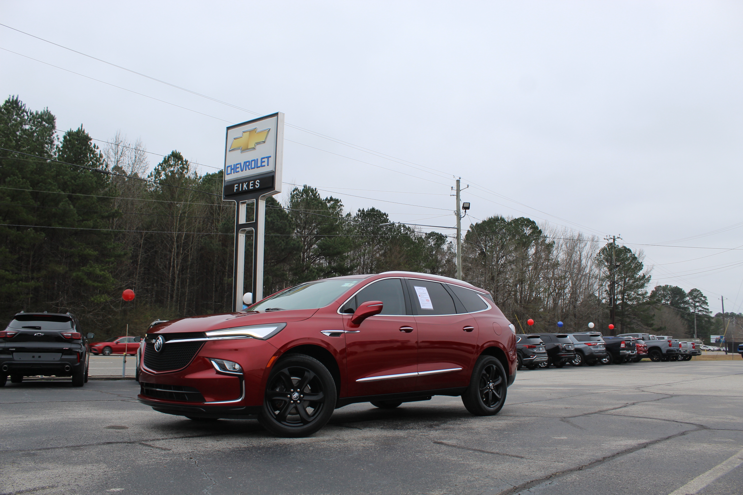 2024 Buick Enclave Essence's photo