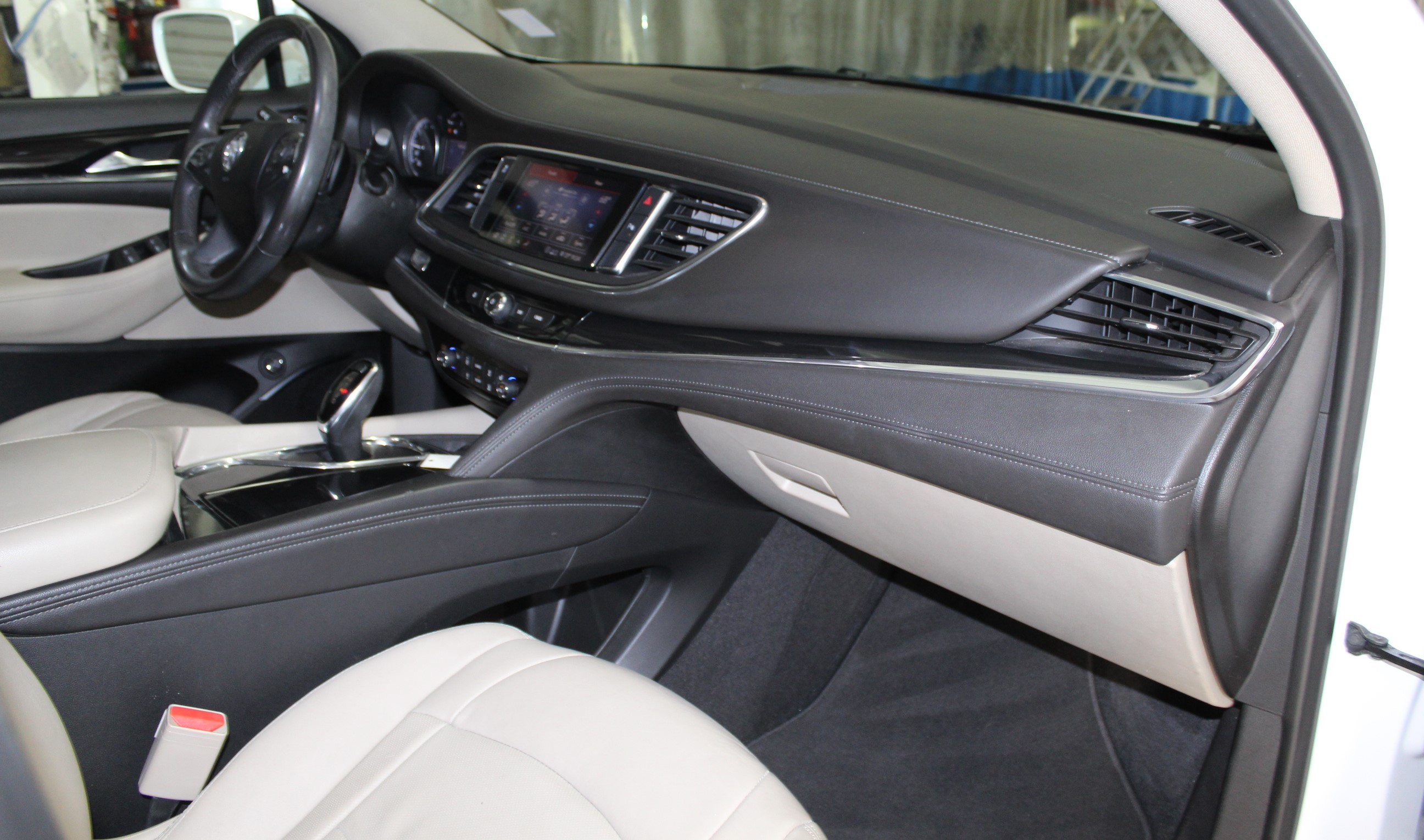 2020 Buick Enclave Essence photo 12
