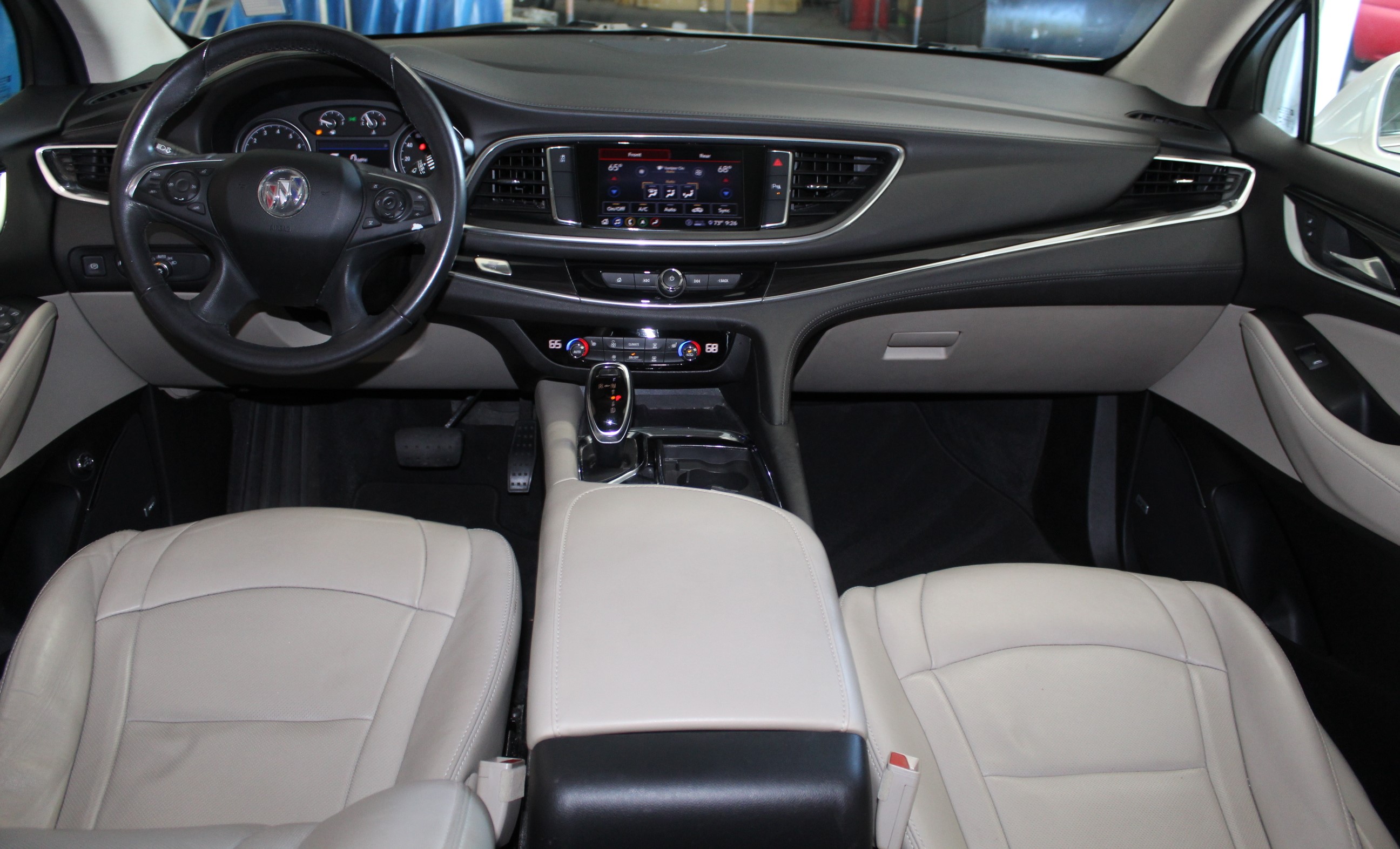 2020 Buick Enclave Essence photo 18