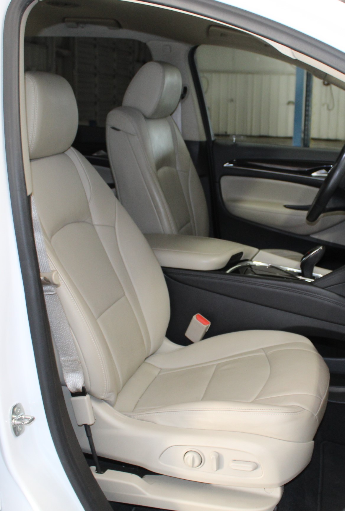 2020 Buick Enclave Essence photo 14