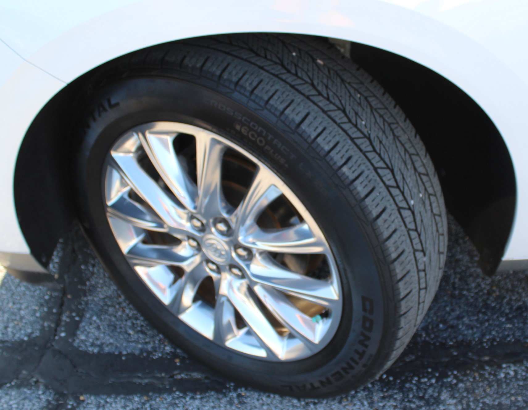 2020 Buick Enclave Essence photo 19