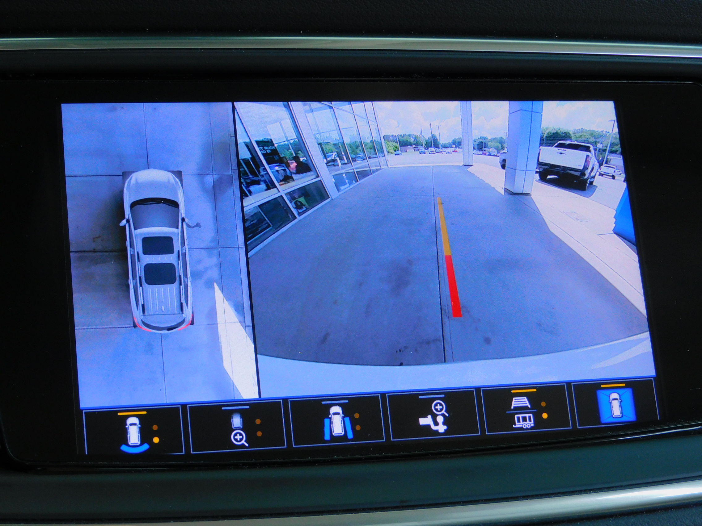 2022 Buick Enclave Essence photo 6