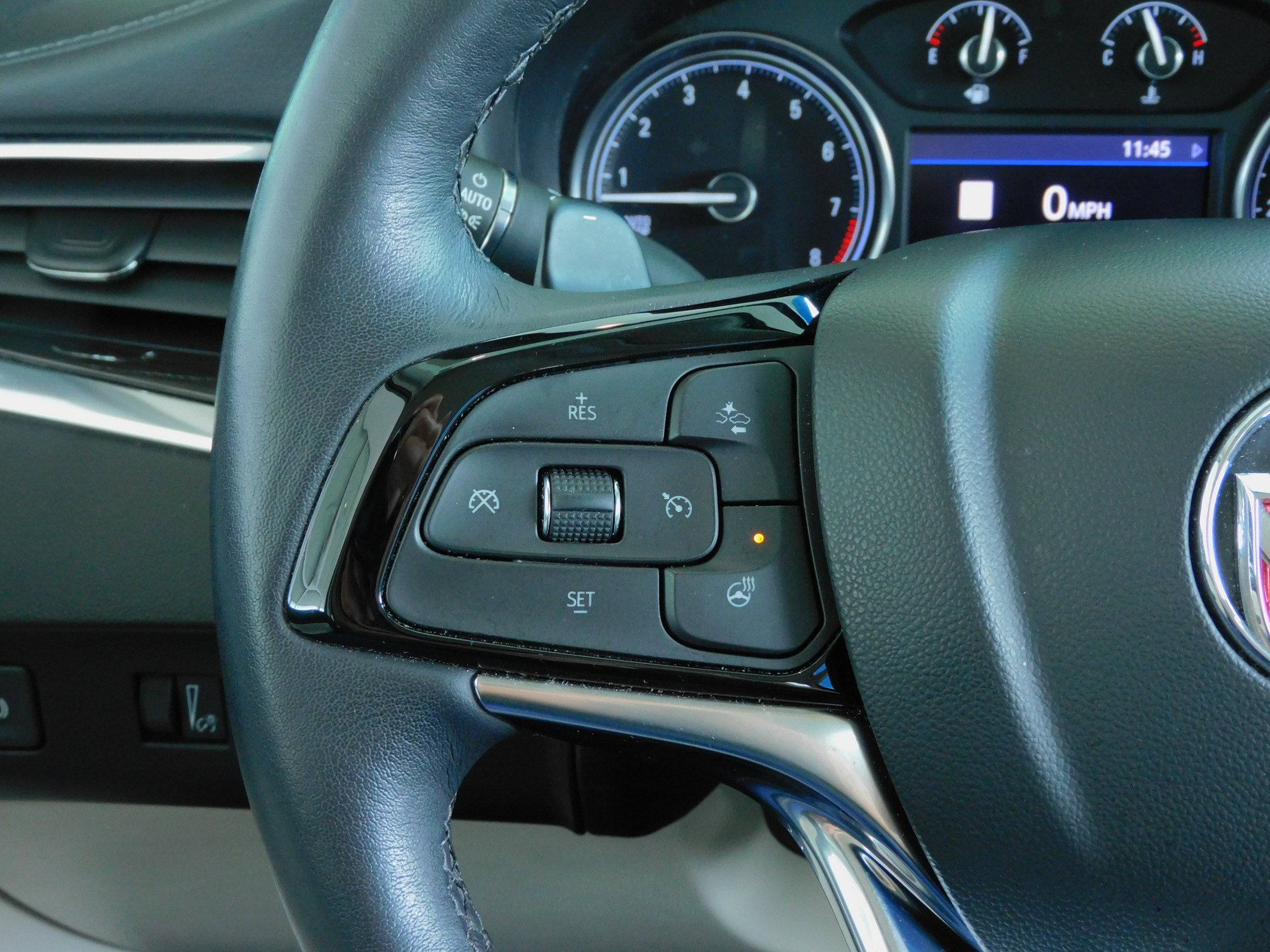 2022 Buick Enclave Essence photo 25