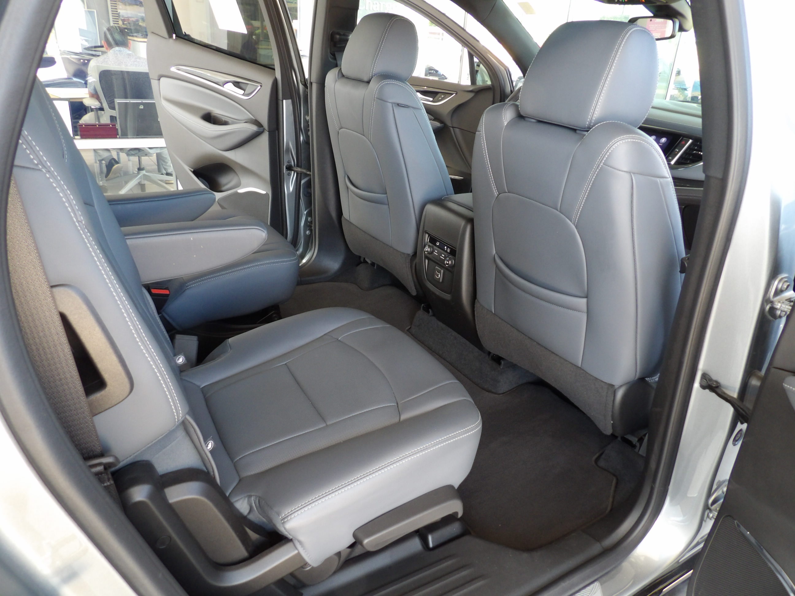 Used 2024 Moonstone Gray Metallic Buick Essence image 21