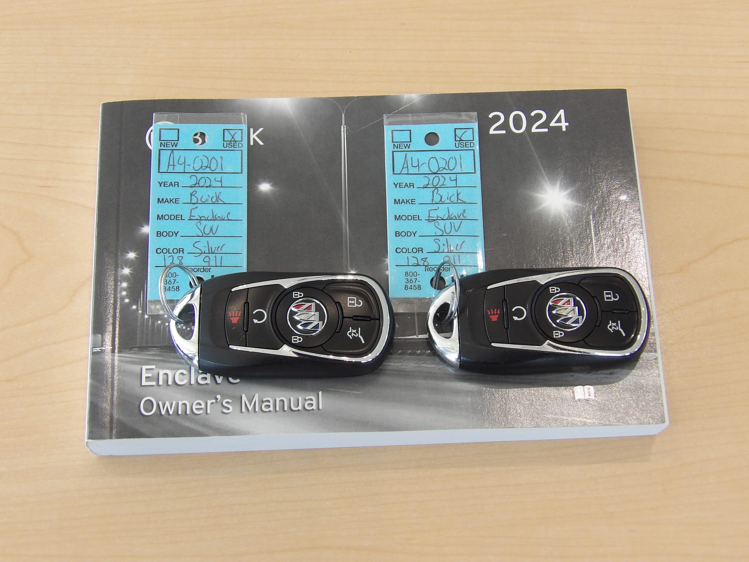 Used 2024 Moonstone Gray Metallic Buick Essence image 32