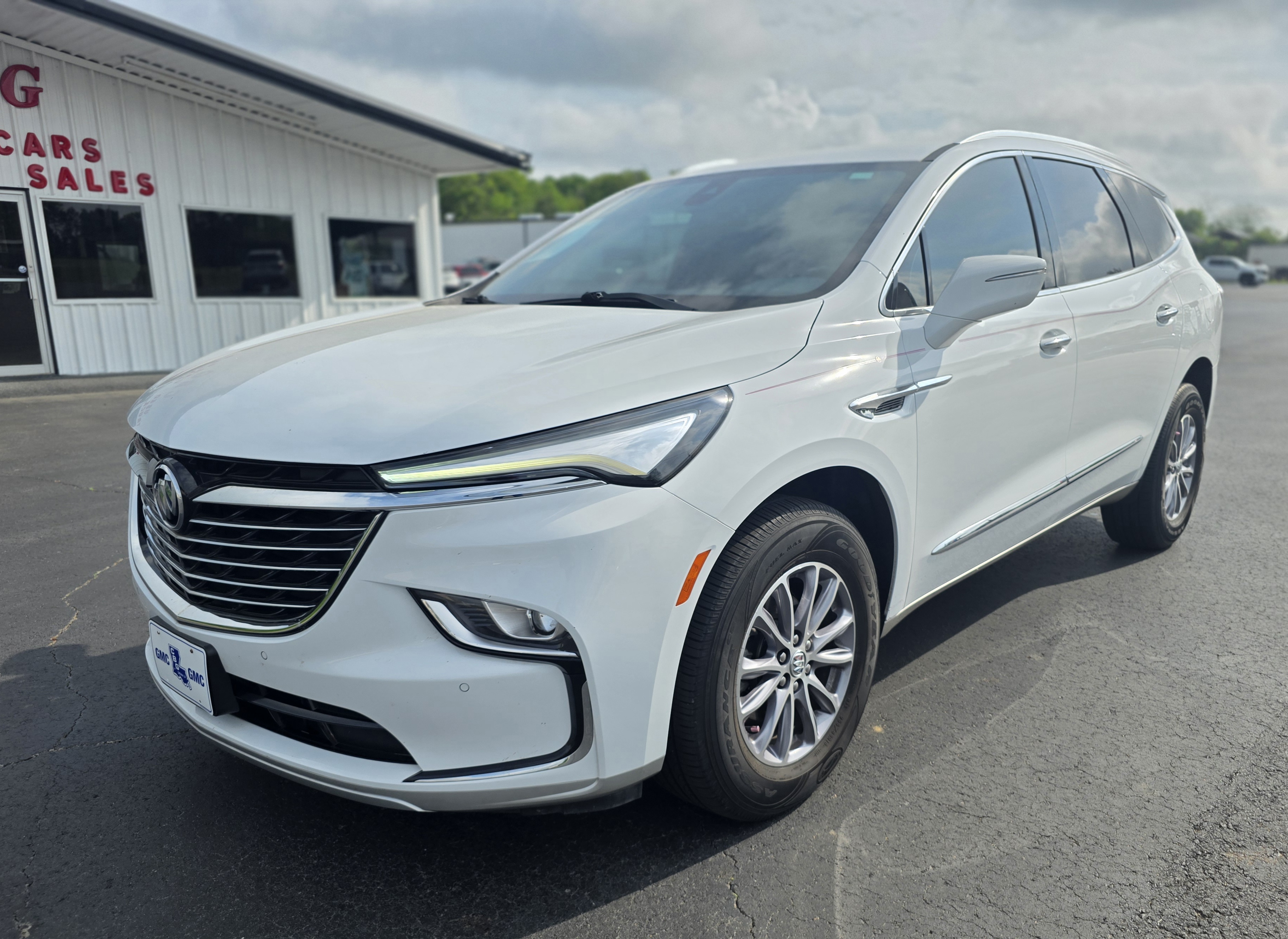 2023 Buick Enclave Essence