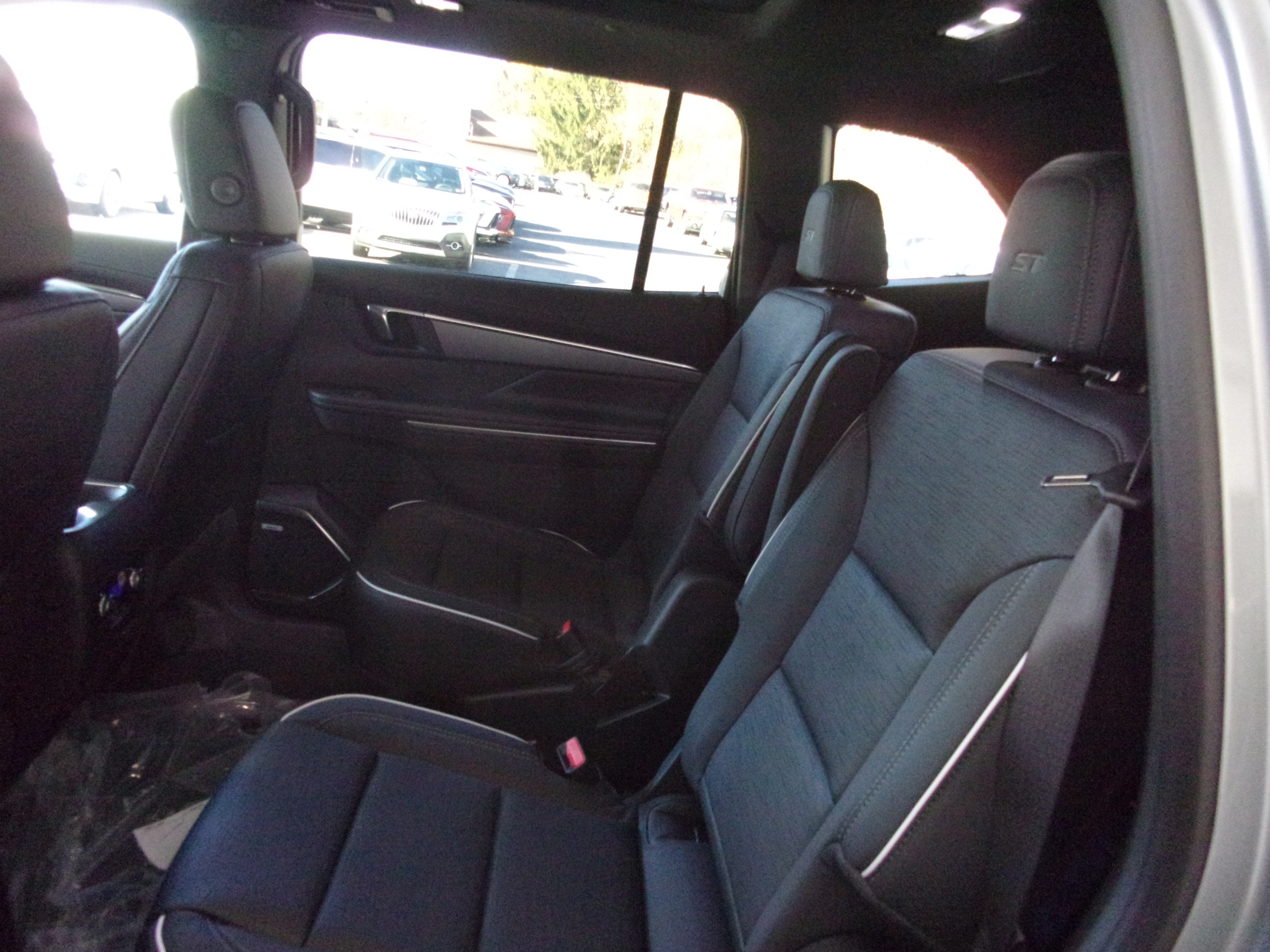 2026 Buick Enclave Sport Touring - Photo 11