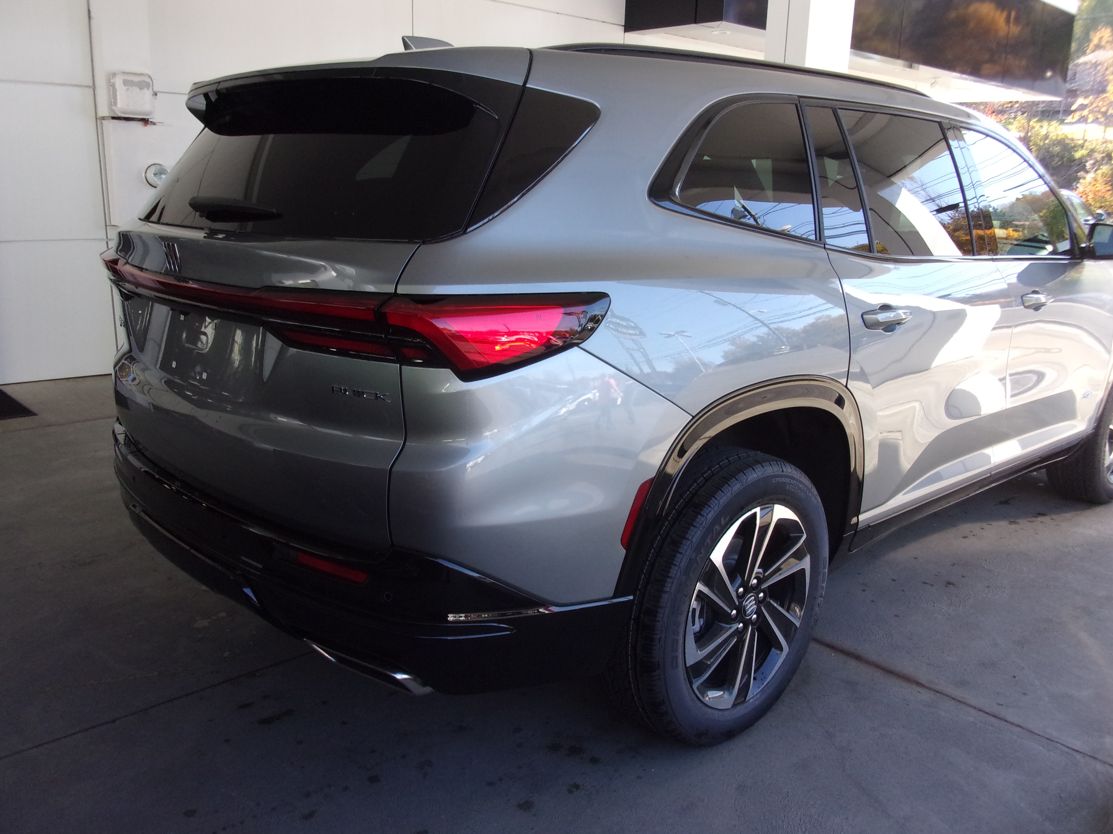 2026 Buick Enclave Sport Touring - Photo 6