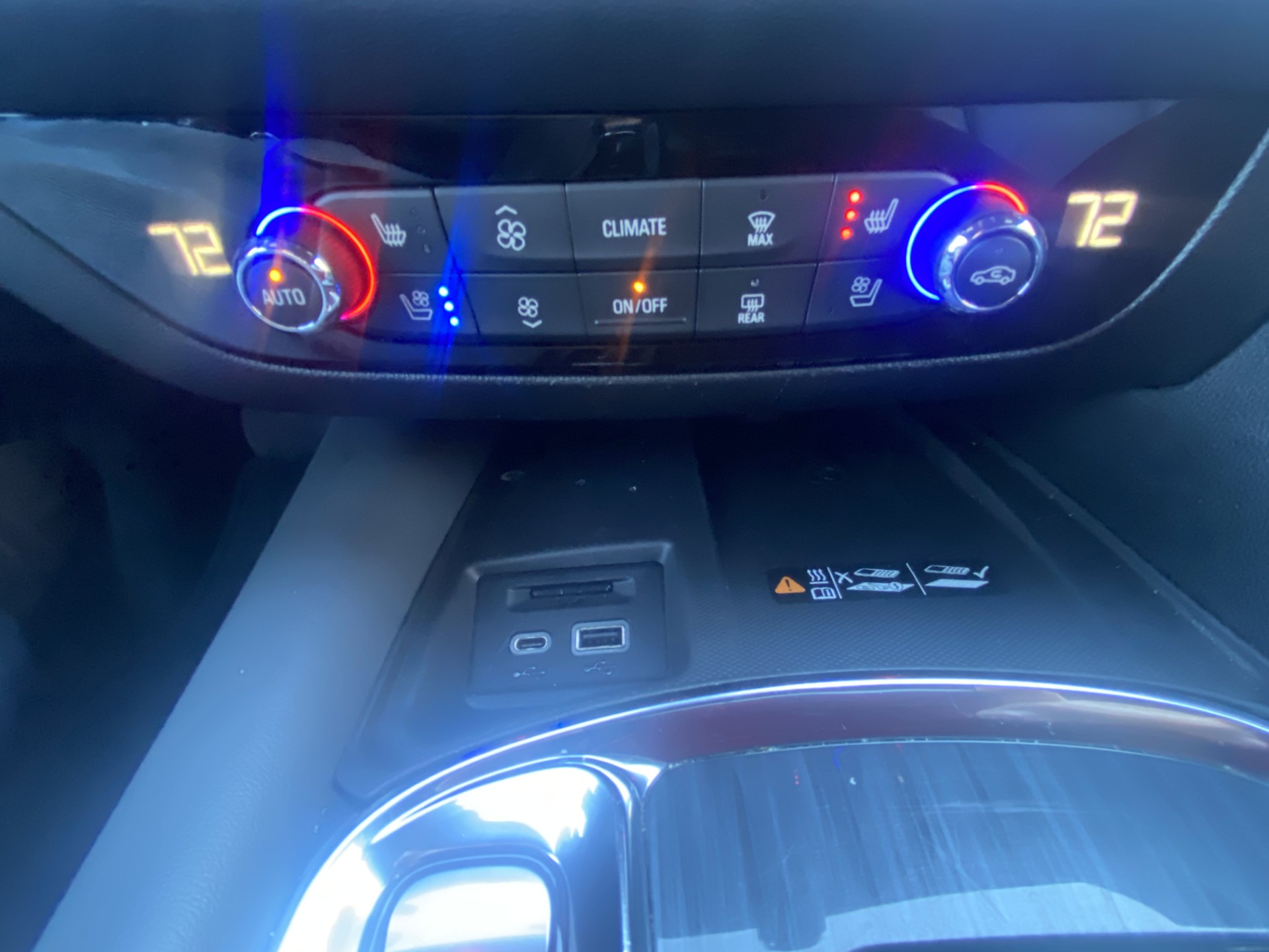 2024 Buick Enclave Premium - Photo 24