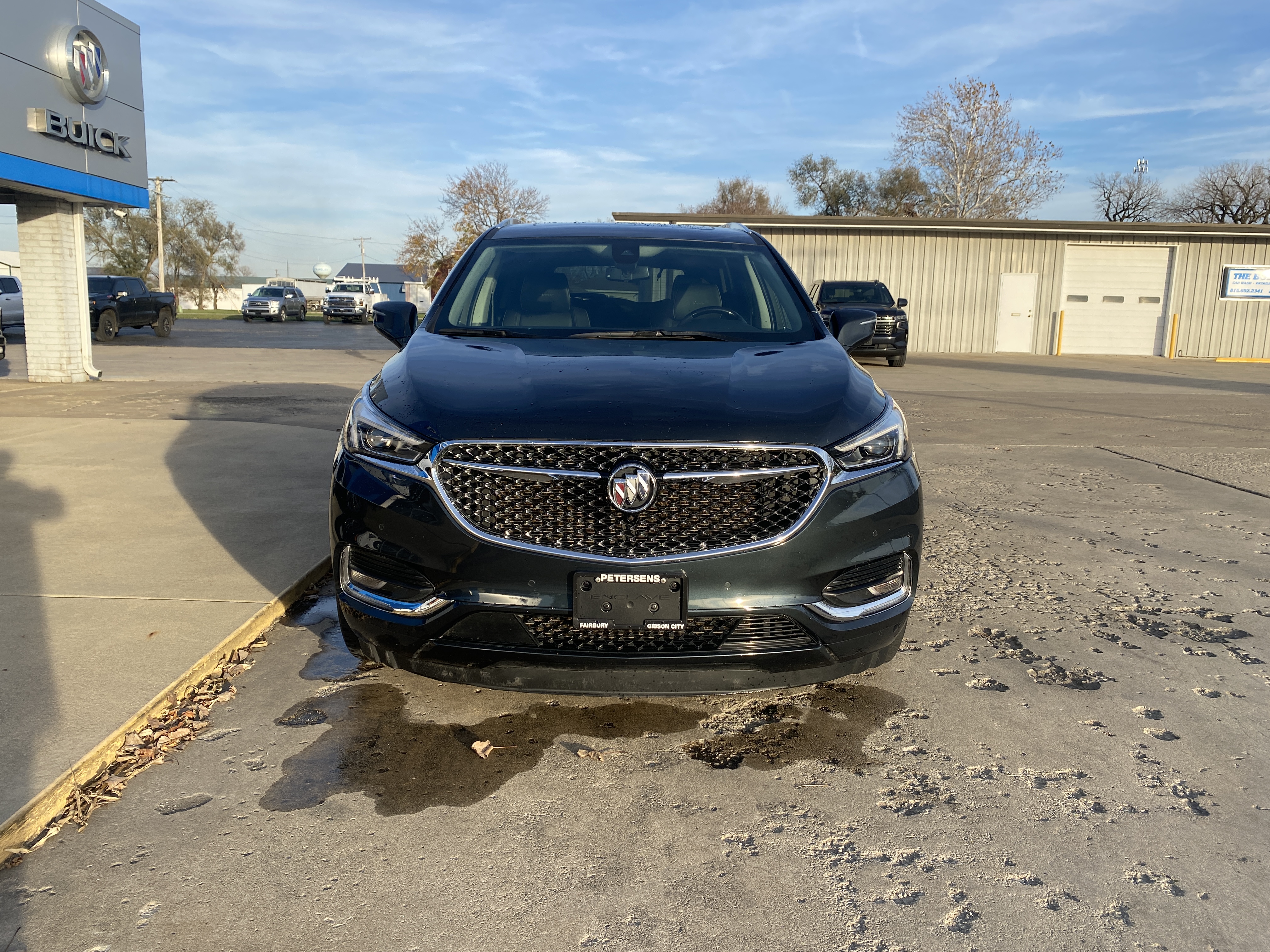 Used 2020 Buick Enclave Avenir with VIN 5GAEVCKW6LJ133128 for sale in Fairbury, IL