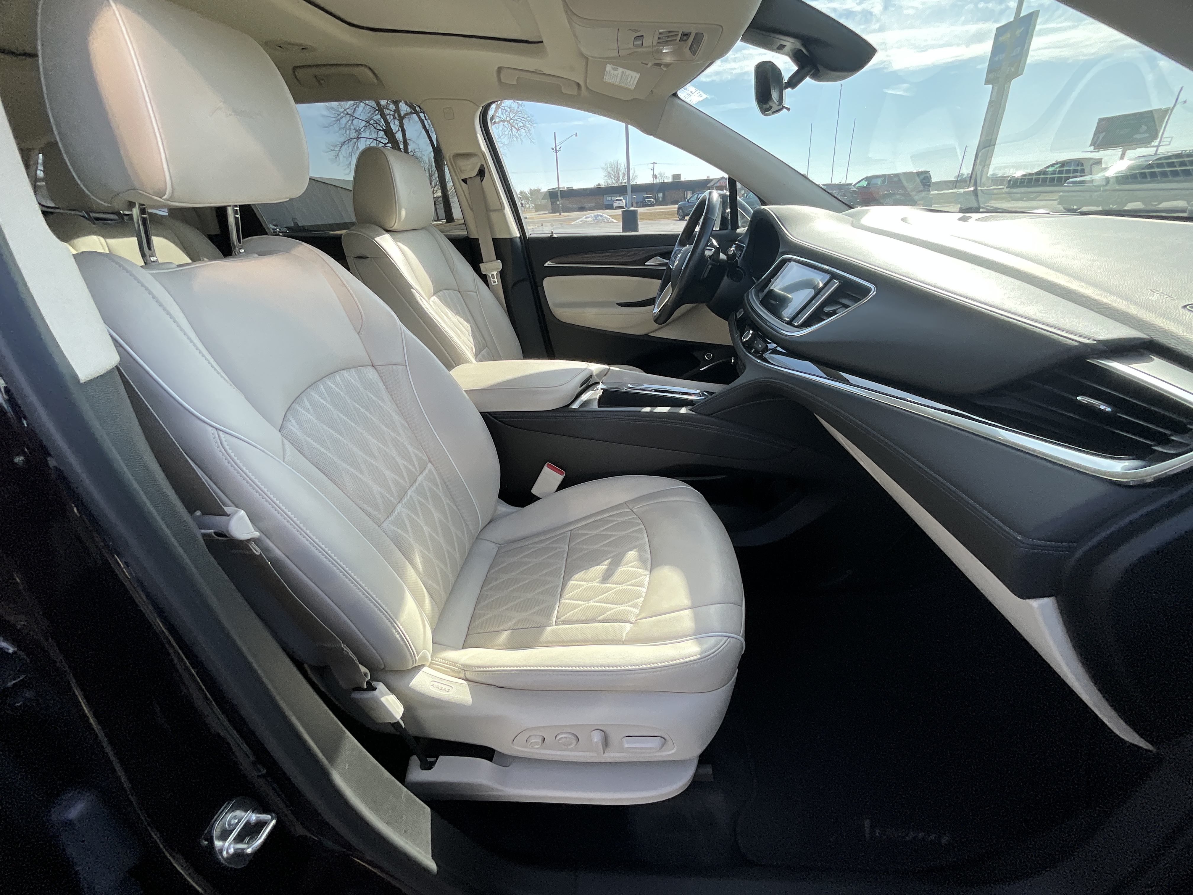 2023 Buick Enclave Avenir - Photo 24