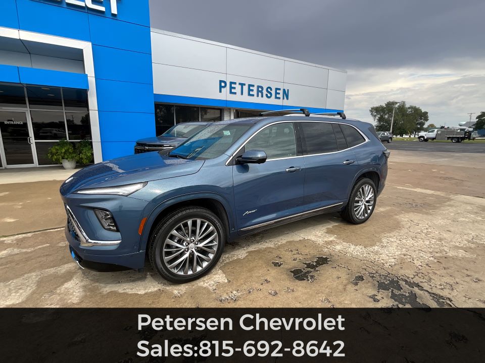 2025 Buick Enclave Avenir's photo