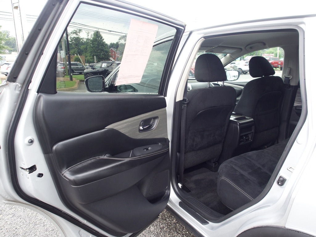 2017 Nissan Murano S - Photo 18