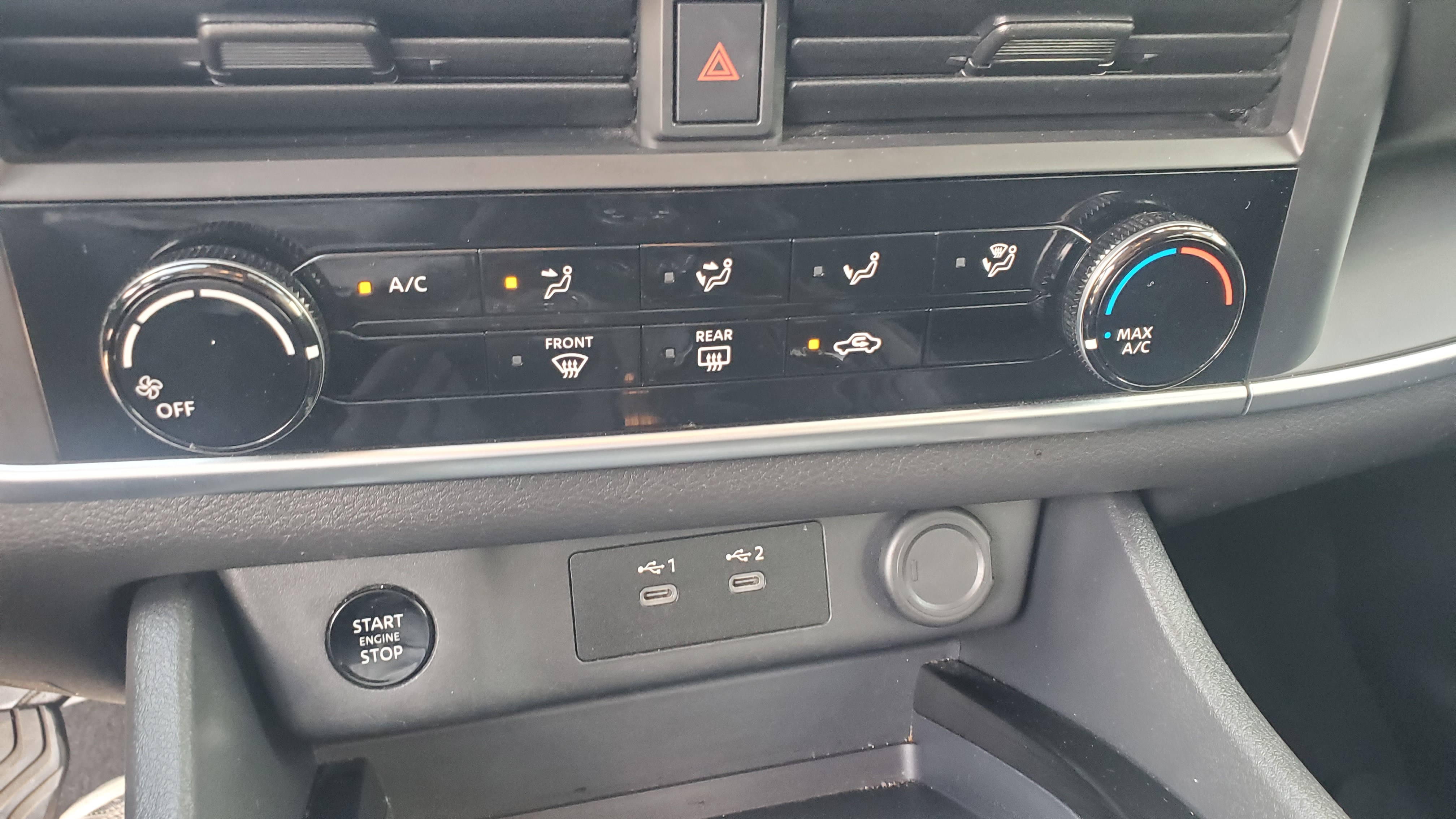 2024 Nissan Rogue S - Photo 14