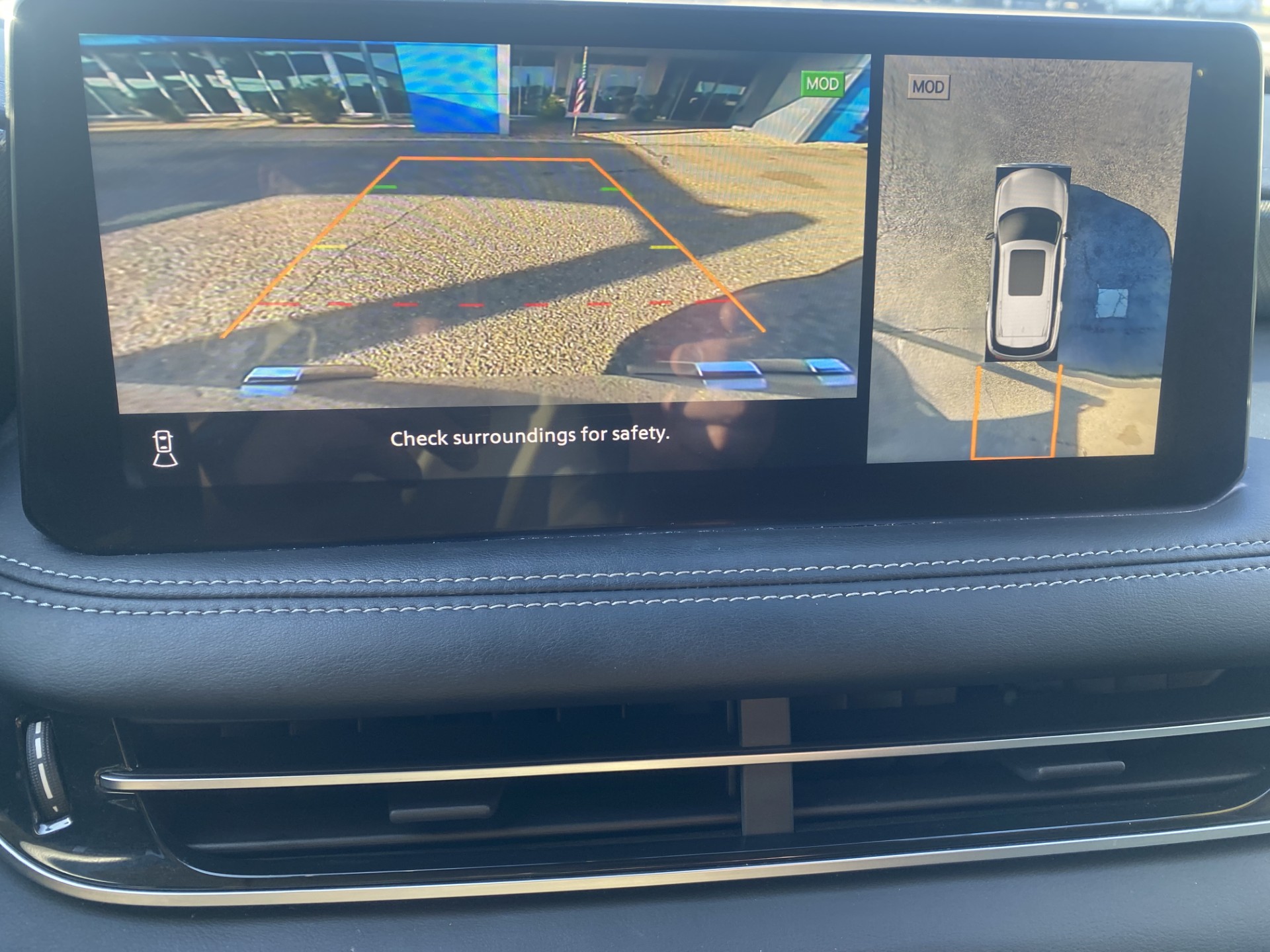 Used 2023 Beige INFINITI LUXE image 26