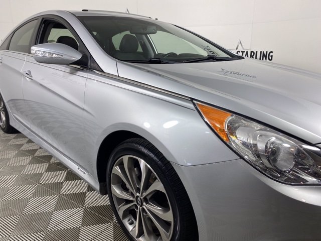 Pre-Owned 2014 Hyundai Sonata