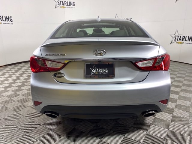 Pre-Owned 2014 Hyundai Sonata