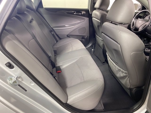 Pre-Owned 2014 Hyundai Sonata