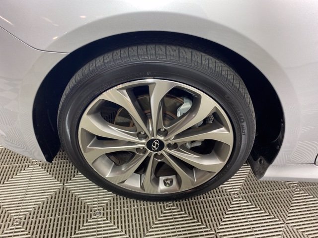 Pre-Owned 2014 Hyundai Sonata