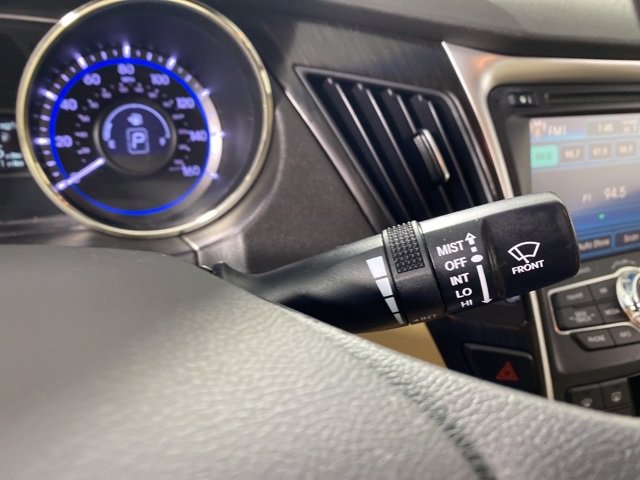 Pre-Owned 2012 Hyundai Sonata 2.4L Limited