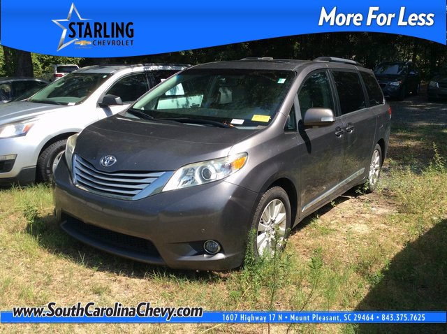 Pre-Owned 2013 Toyota Sienna Wagon 4 Dr.