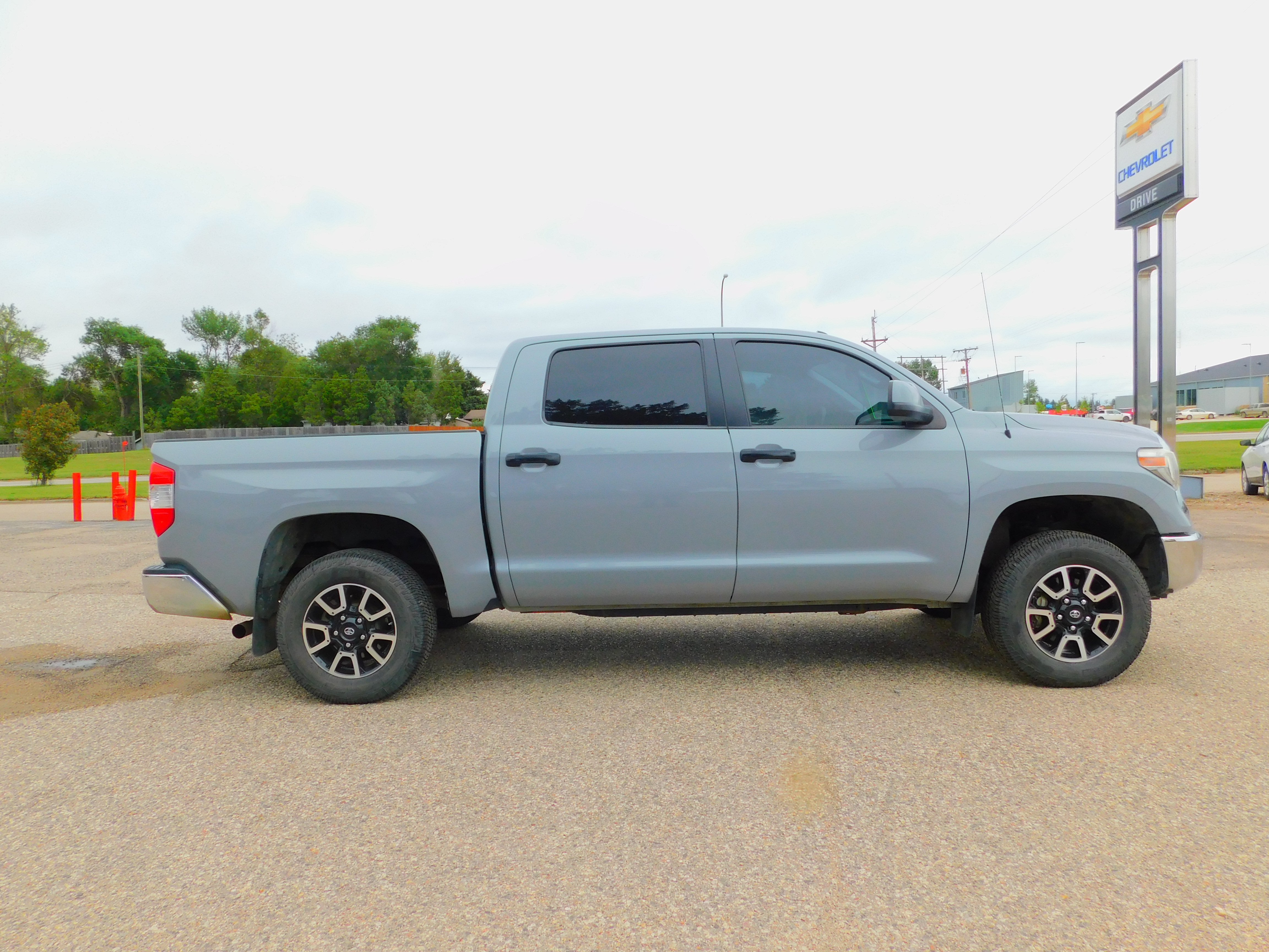 Used 2018 Toyota Tundra Limited with VIN 5TFHW5F16JX743415 for sale in Rugby, ND