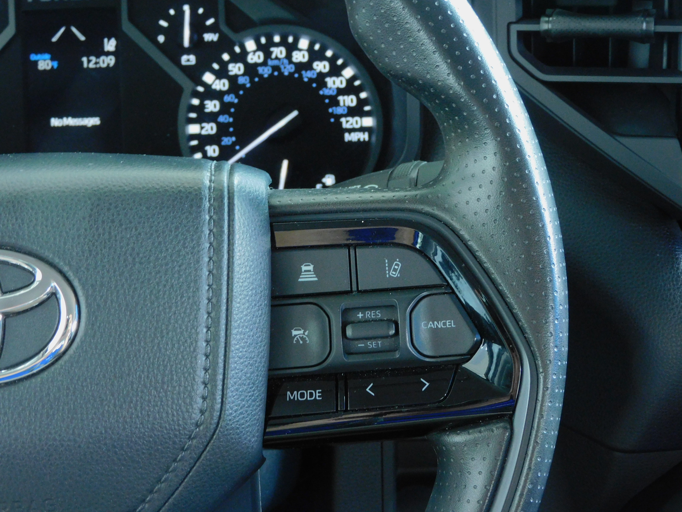 2022 Toyota Tundra SR photo 21