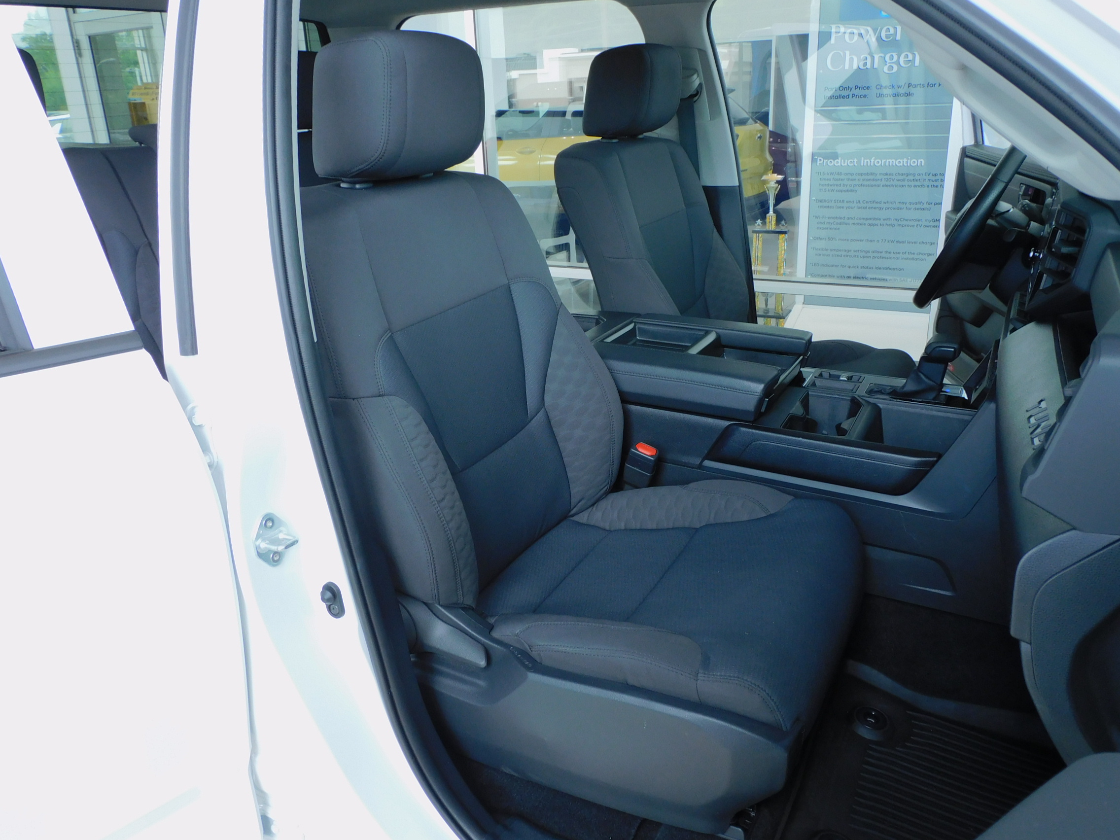 2022 Toyota Tundra SR photo 18