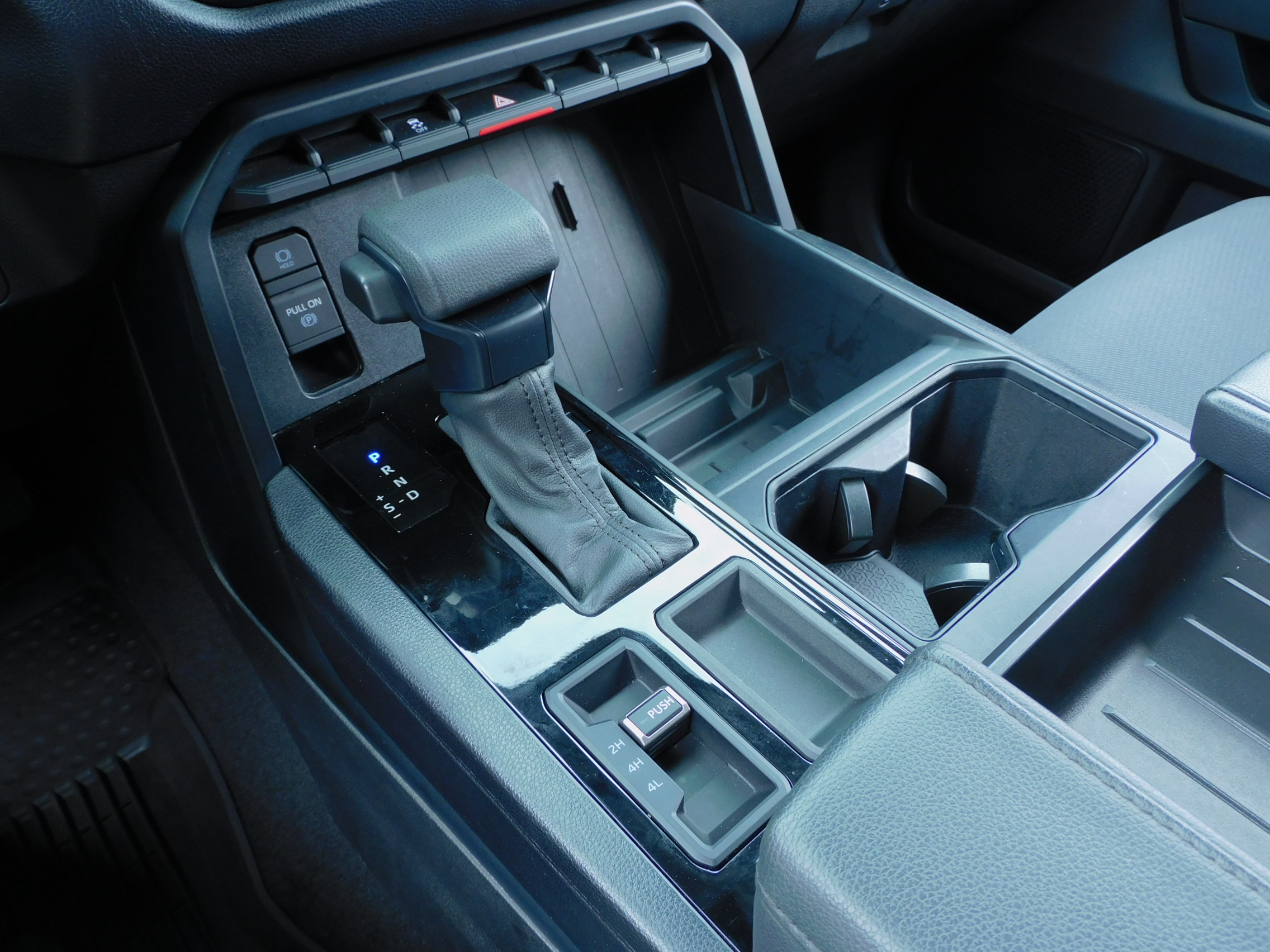 2022 Toyota Tundra SR photo 24