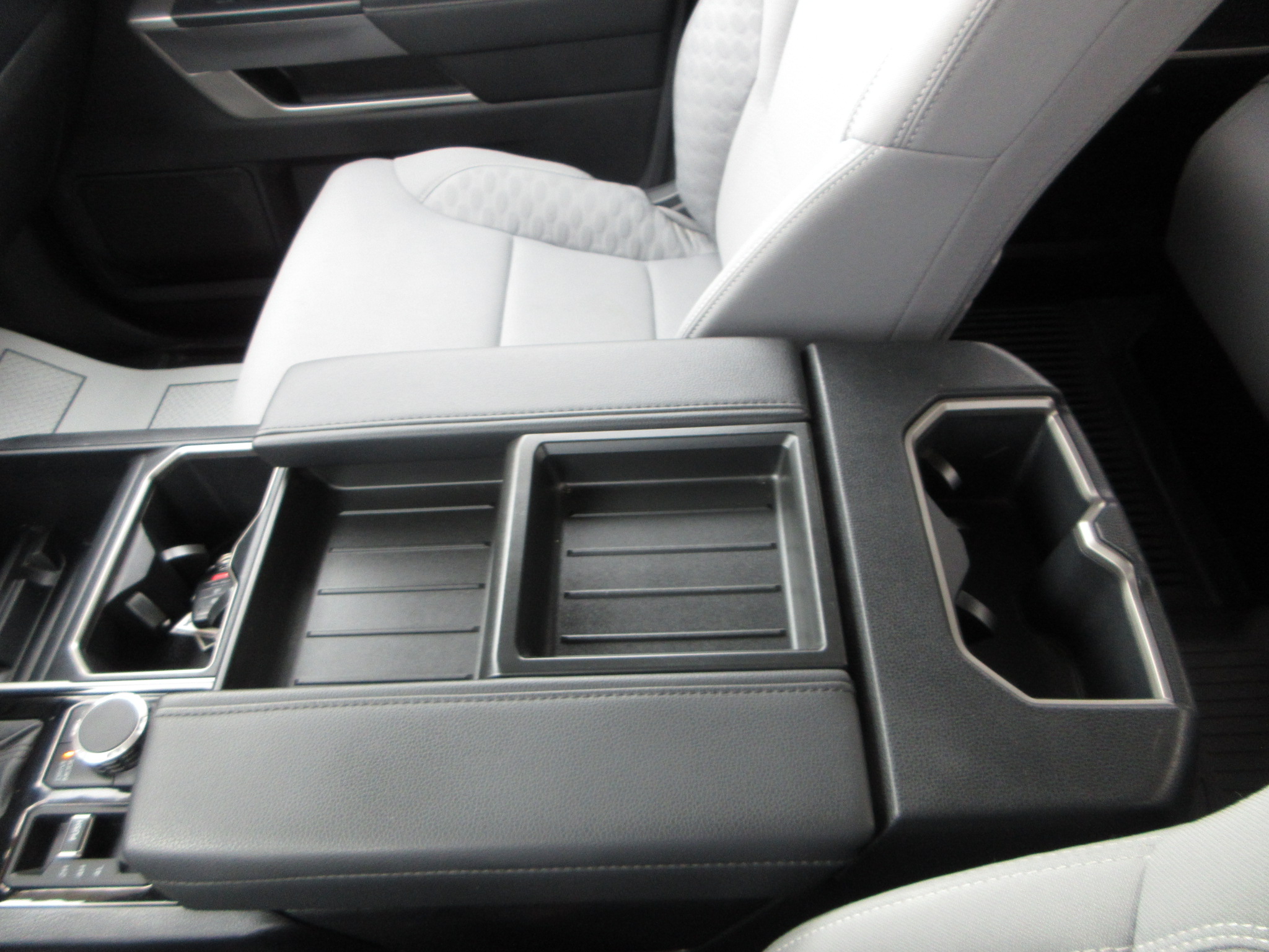 2023 Toyota Tundra SR5 - Photo 19