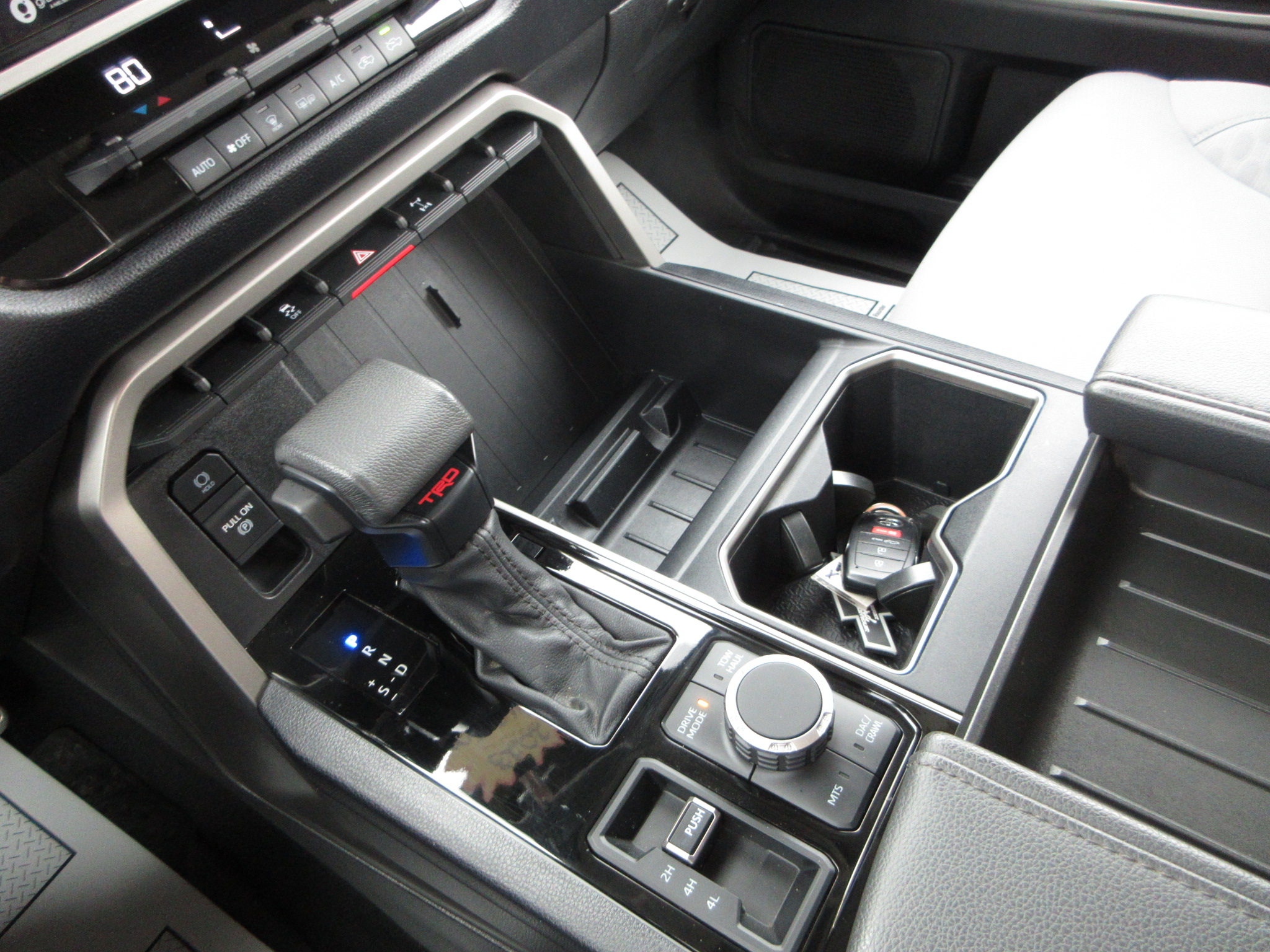 2023 Toyota Tundra SR5 - Photo 17