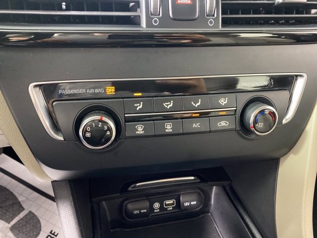 Pre-Owned 2016 Kia Optima LX