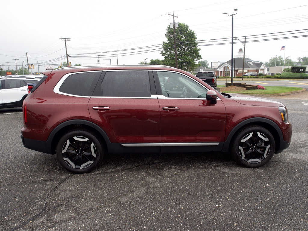 2024 Kia Telluride S - Photo 6