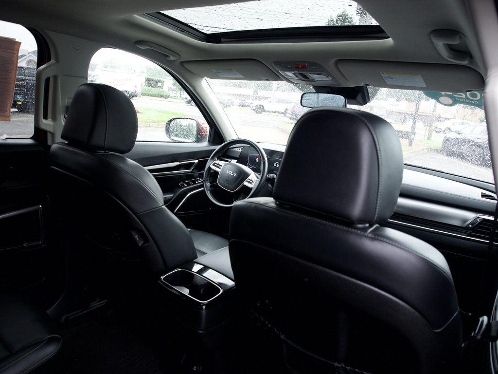 2024 Kia Telluride S - Photo 33