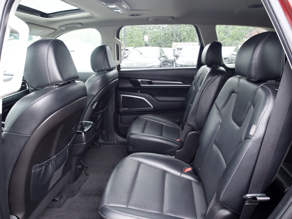 2024 Kia Telluride S - Photo 21