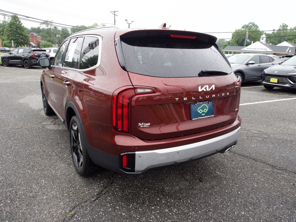 2024 Kia Telluride S - Photo 9